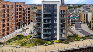 Photo 16- click for photo gallery